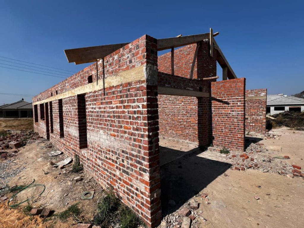 WhatsApp Image 2025-09-12 at 15.11.02 (3)