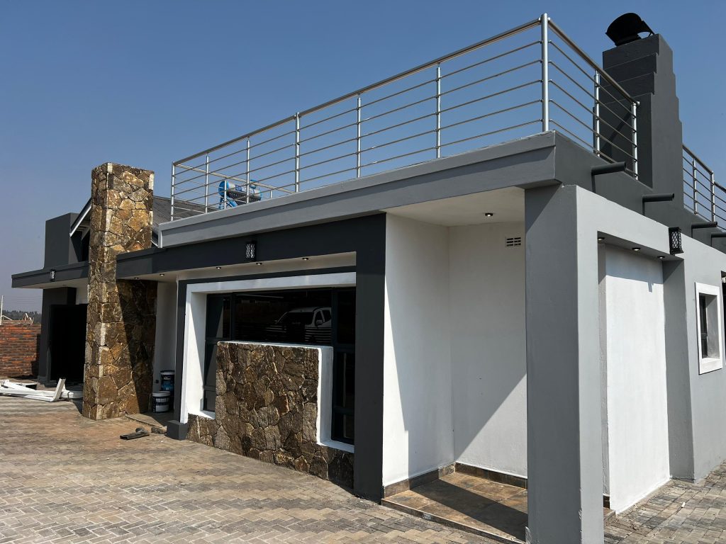 WhatsApp Image 2025-09-12 at 15.32.07