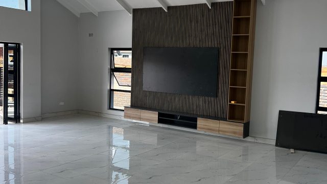 WhatsApp Image 2025-09-12 at 15.32.08 (1)