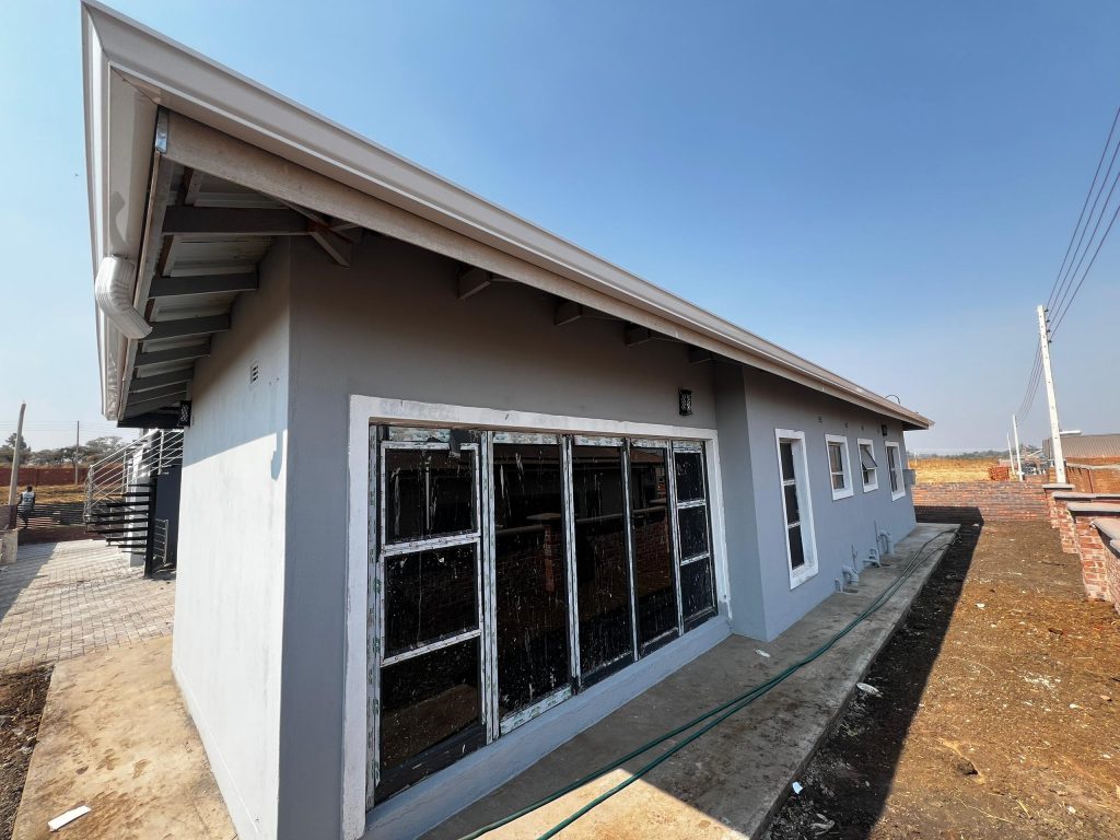 WhatsApp Image 2025-09-12 at 15.32.13