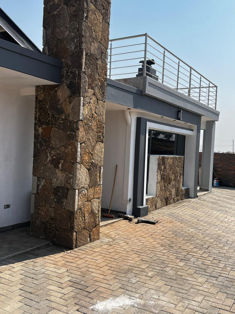 WhatsApp Image 2025-09-12 at 15.32.16